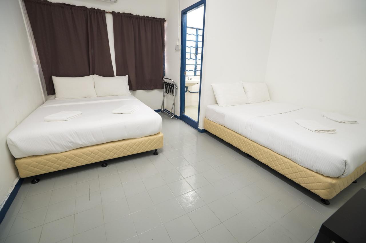 The Valai Hotel Кудат Екстер'єр фото