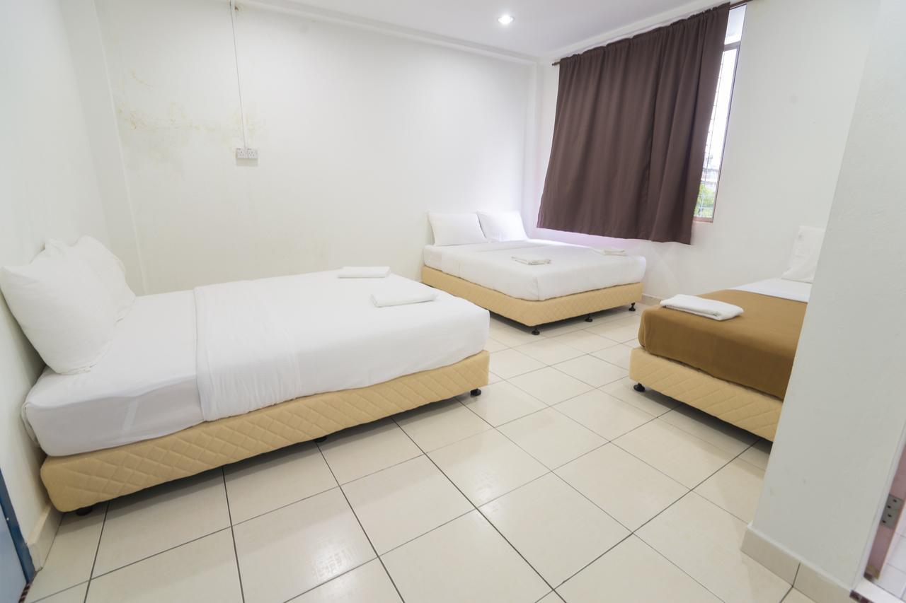 The Valai Hotel Кудат Екстер'єр фото